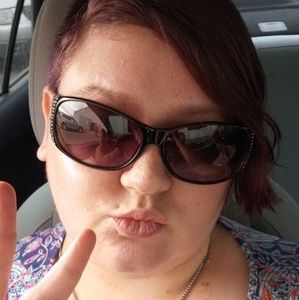 Meet your Posher, Ciara